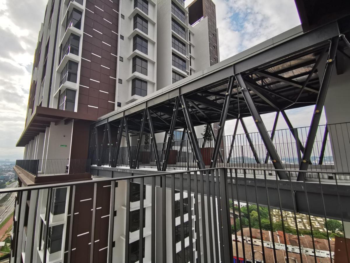 Astetica Residences 200Mbps Wifi Netflix Seri Kembangan Exterior foto
