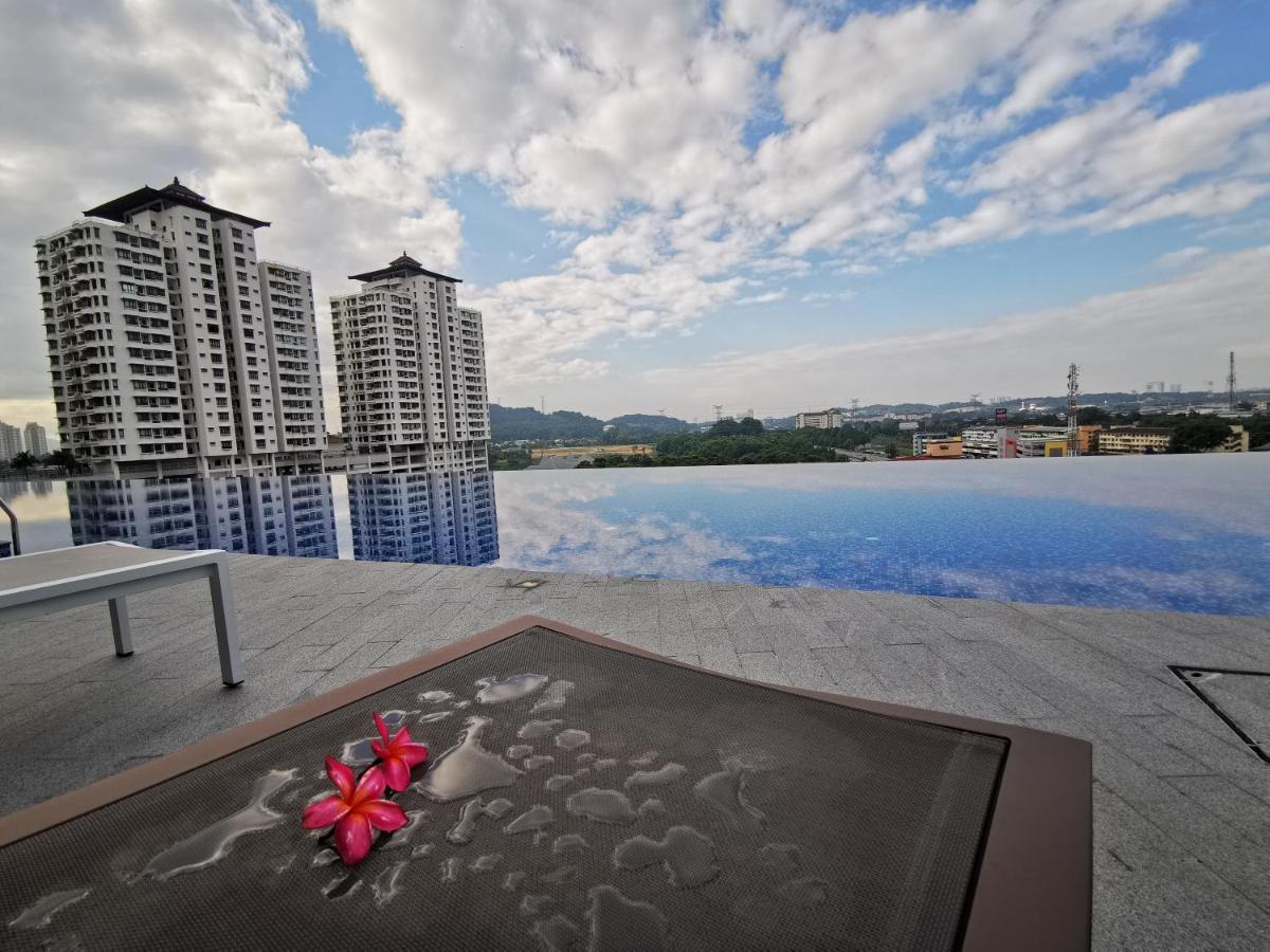 Astetica Residences 200Mbps Wifi Netflix Seri Kembangan Exterior foto